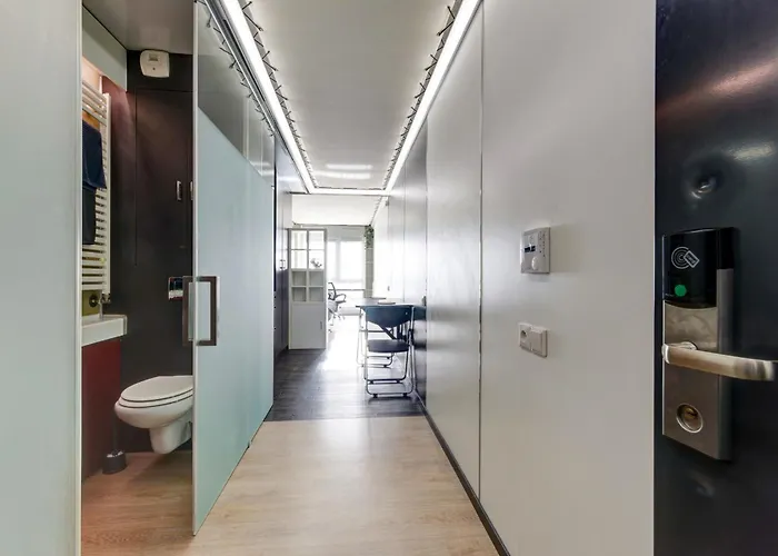 107 - Le Lokup - Wifi - Proche Tram Lägenhet